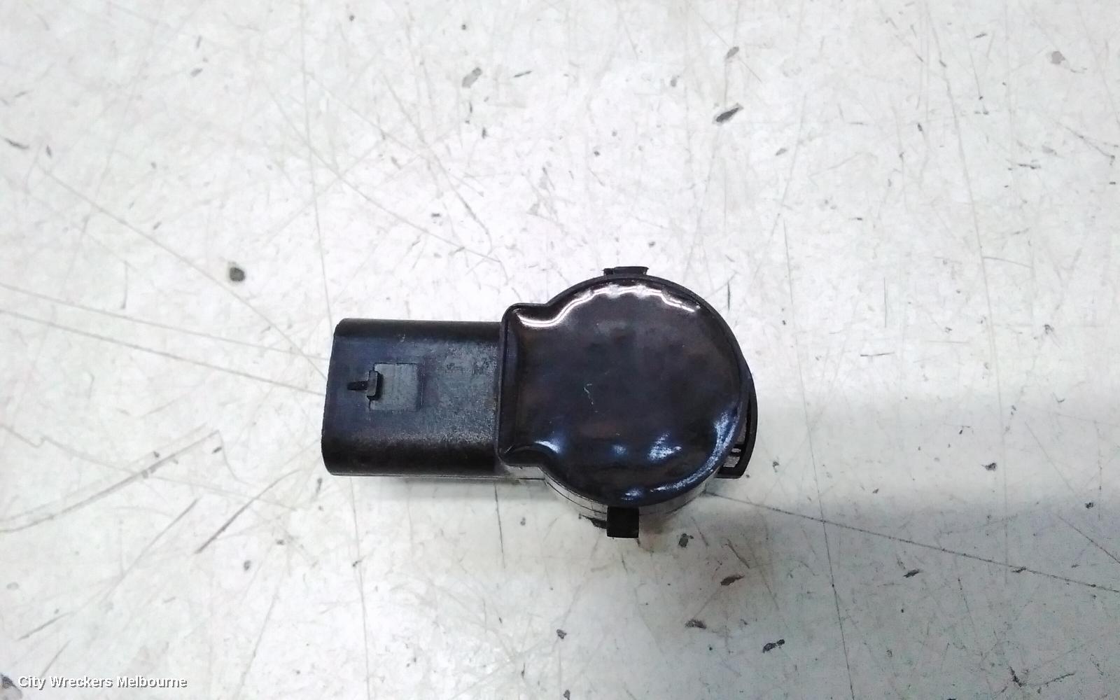 TESLA MODEL 3, 1ST GEN, 06/2019 ONWARDS, REAR BUMPER PARKING SENSOR 1X: 138738 - Image 1