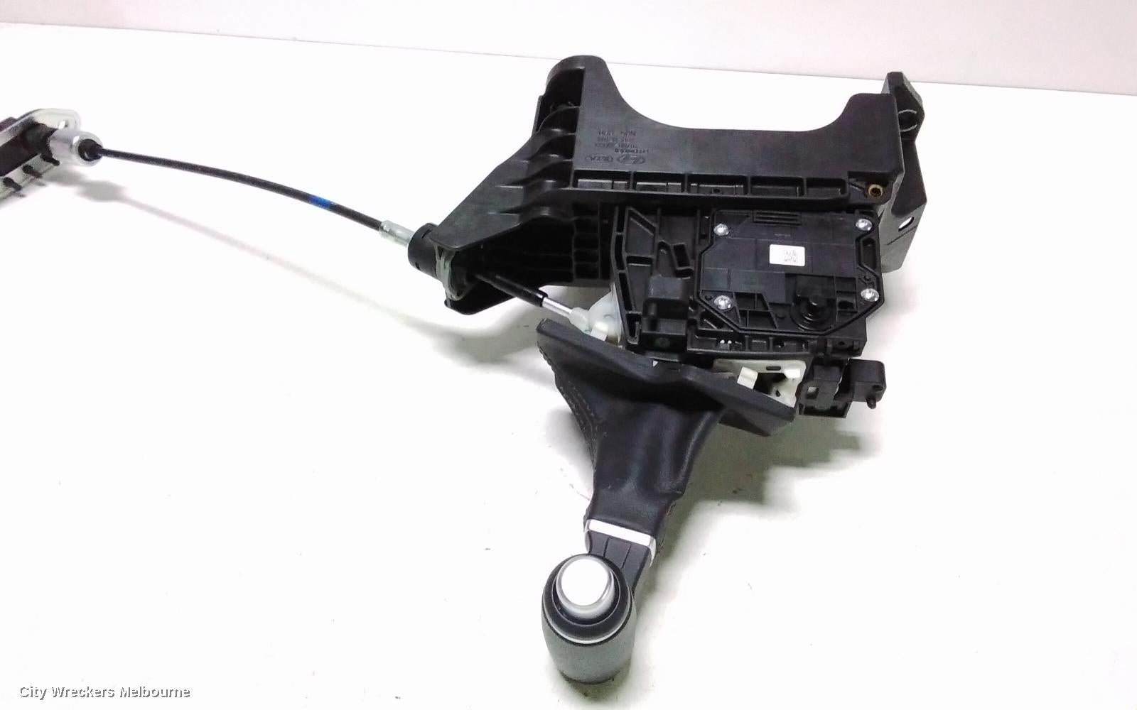 KIA SPORTAGE GEAR STICK/SHIFTER, NQ5, 09/2021 ONWARDS - Image 3