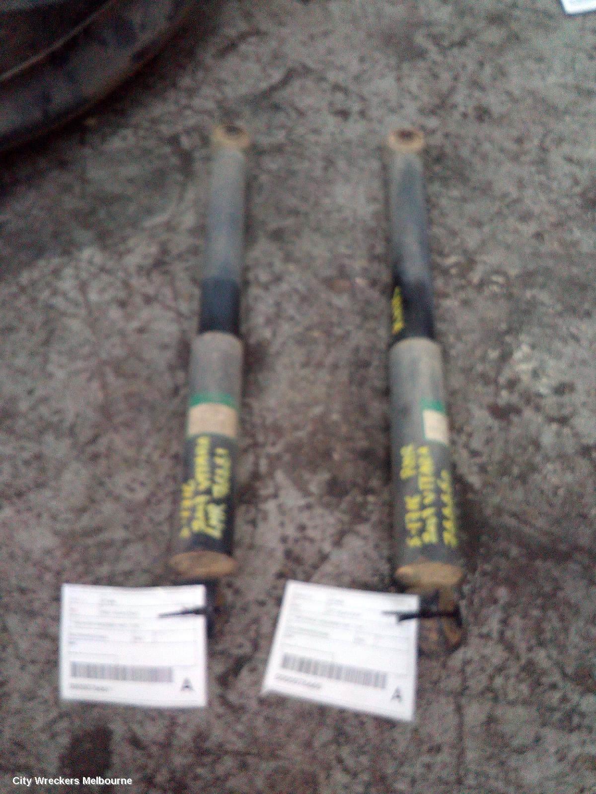 SUZUKI VITARA LEFT REAR STRUT, ***USE SHOCK ABSORBER PART TYPE*** - Image 3