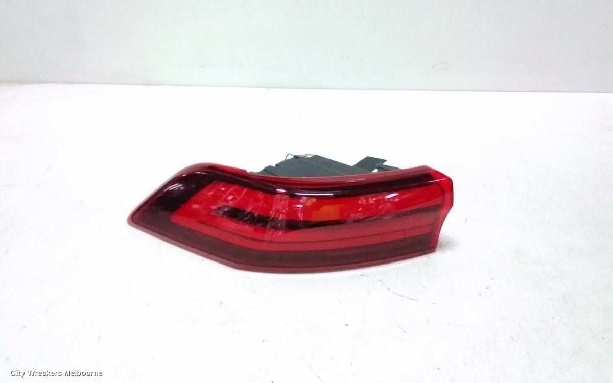 156743 - Image 1