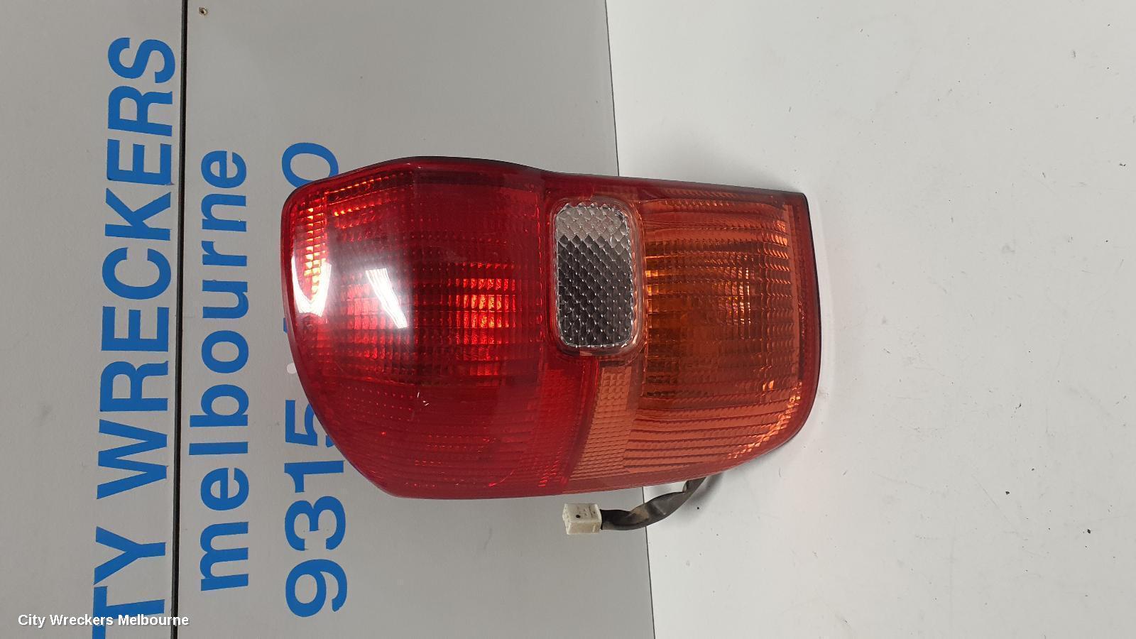 TOYOTA RAV4 LEFT TAILLIGHT, ACA2#R, LENS # 42-26, 07/2000 - 07/2003 - Image 3