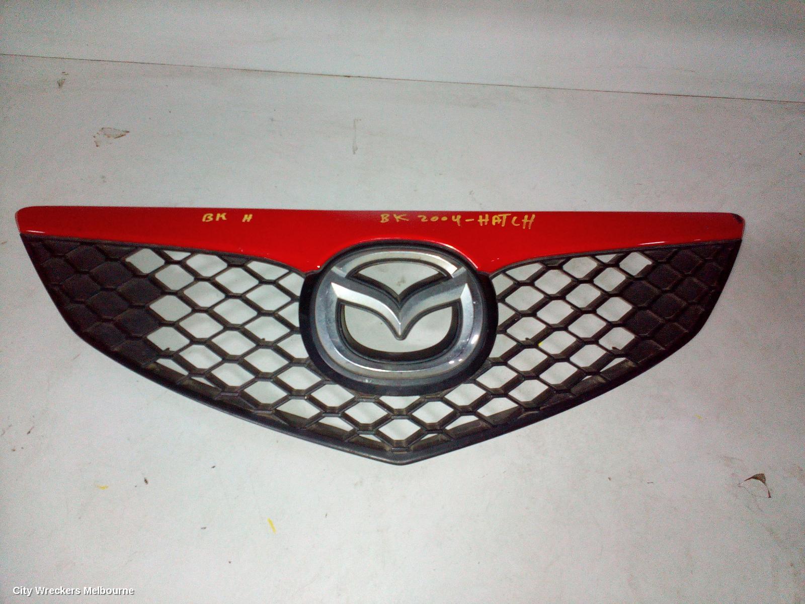 MAZDA 3 GRILLE, RADIATOR GRILLE, BK, HATCH, 2.3, BLACK, 01/2004 - 06/2006 - Image 1