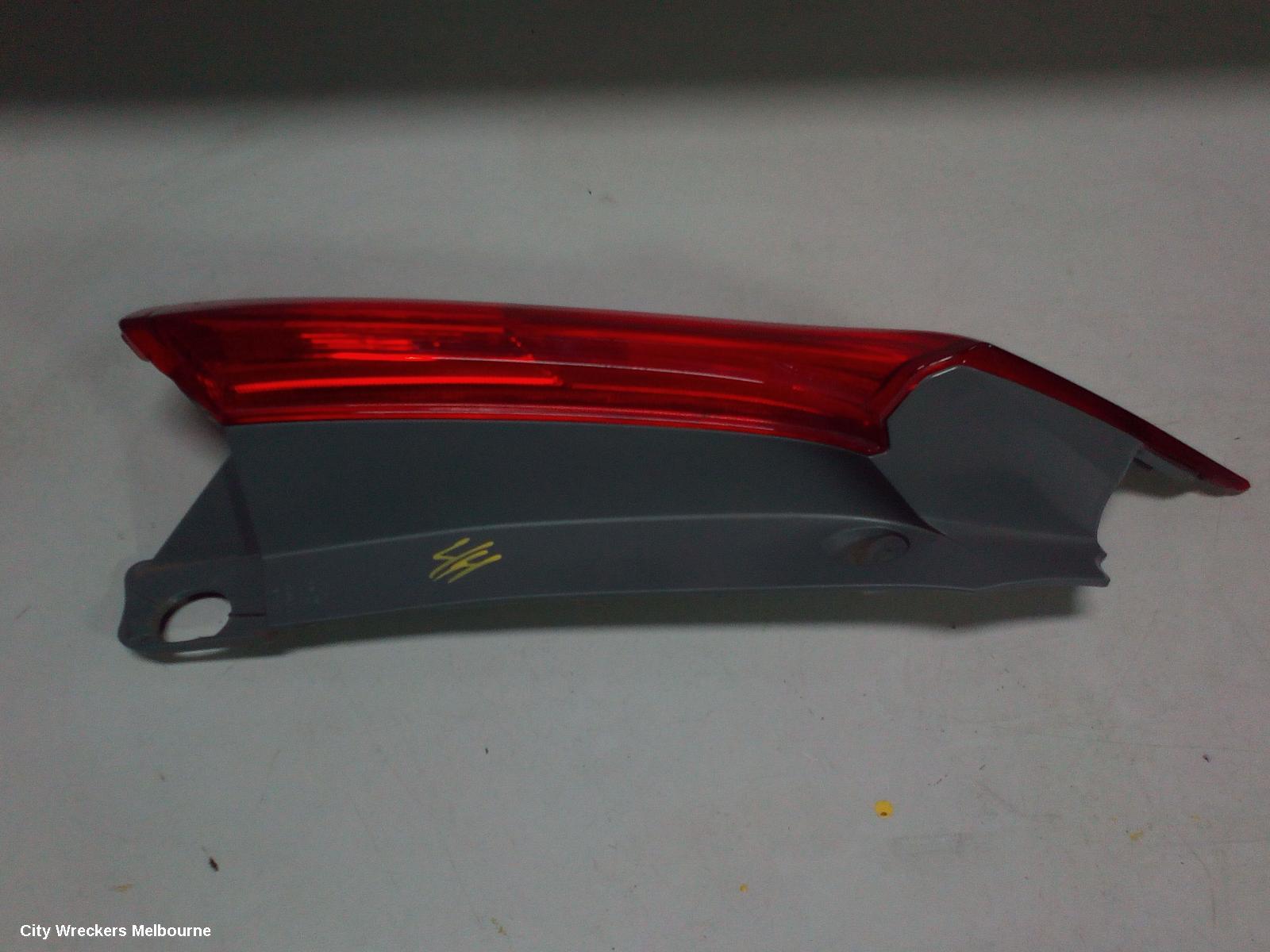 HONDA CRV LEFT TAILLIGHT, RM, UPPER, PETROL TYPE, 11/2014 - 04/2017 - Image 2