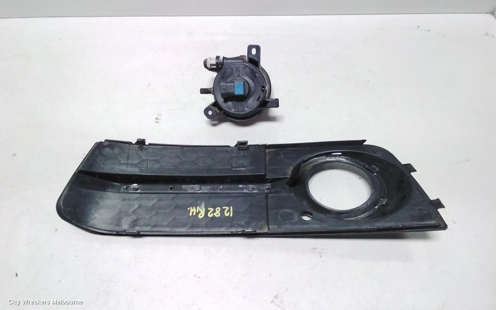 AUDI A4 RIGHT INDICATOR/FOG/SIDE, BUMPER FOGLAMP, B8 8K, 02/2008 - 06/2012 - Image 3
