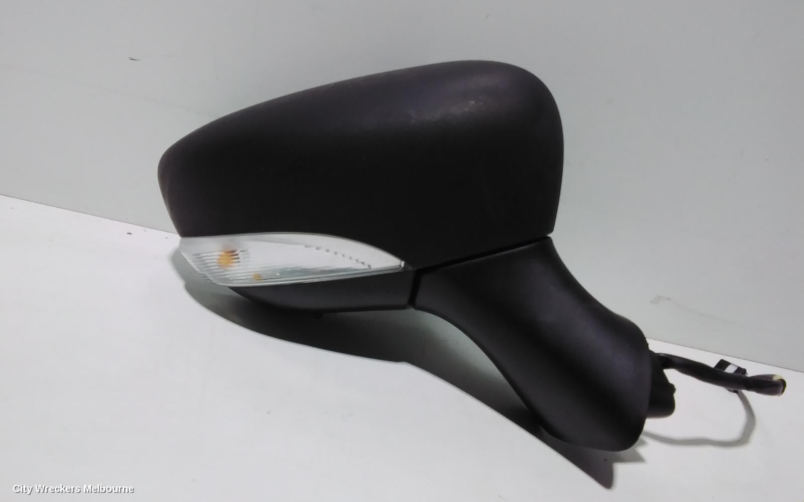 RENAULT CLIO RIGHT DOOR MIRROR, X98, BLACK, MANUAL FOLDING (7 WIRE), 09/2013 - 07/2016 - Image 2