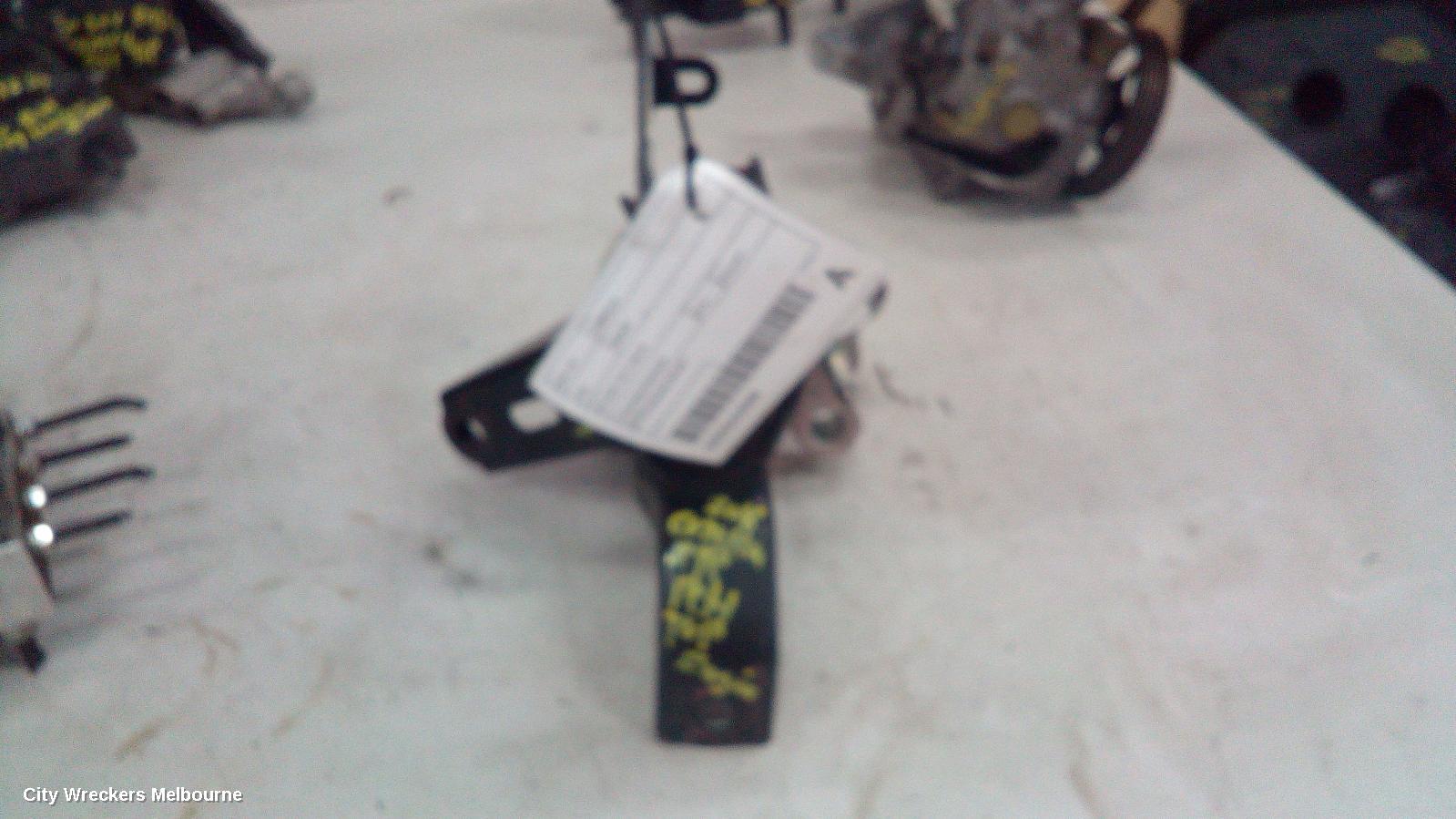 TOYOTA COROLLA MOUNT, ZRE182R 10/2012 - 06/2018 - Image 2