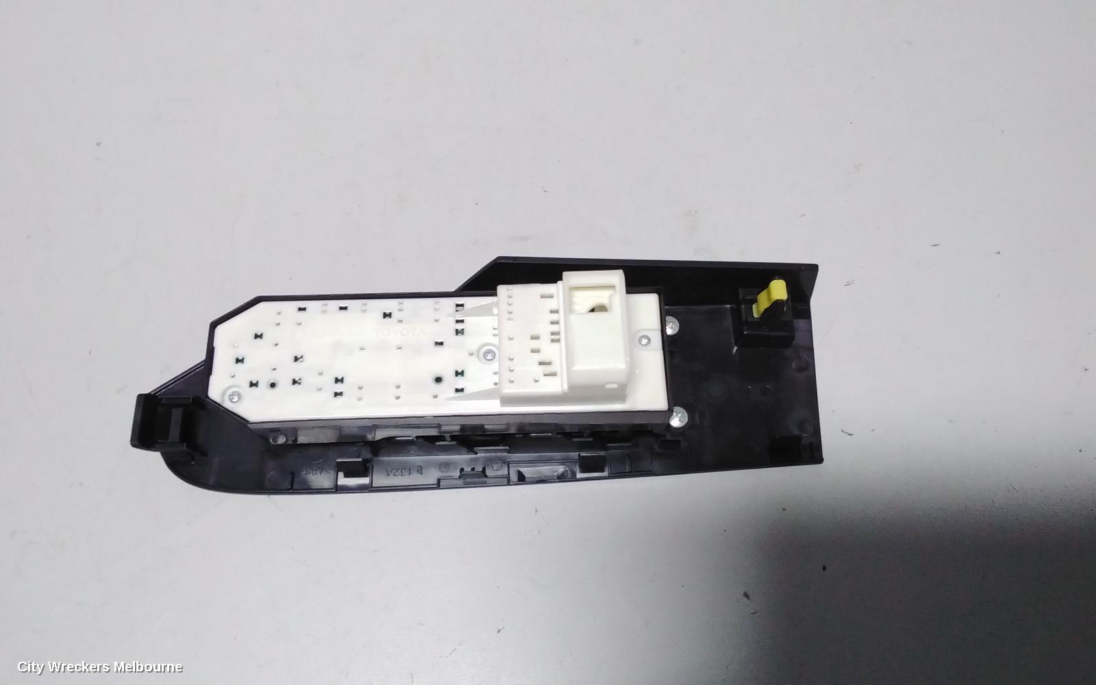 TOYOTA COROLLA PWR DR WIND SWITCH, RH FRONT (MASTER SWITCH), ZRE182R, HATCH, STANDARD, 03/2015 - 06/2018 - Image 3
