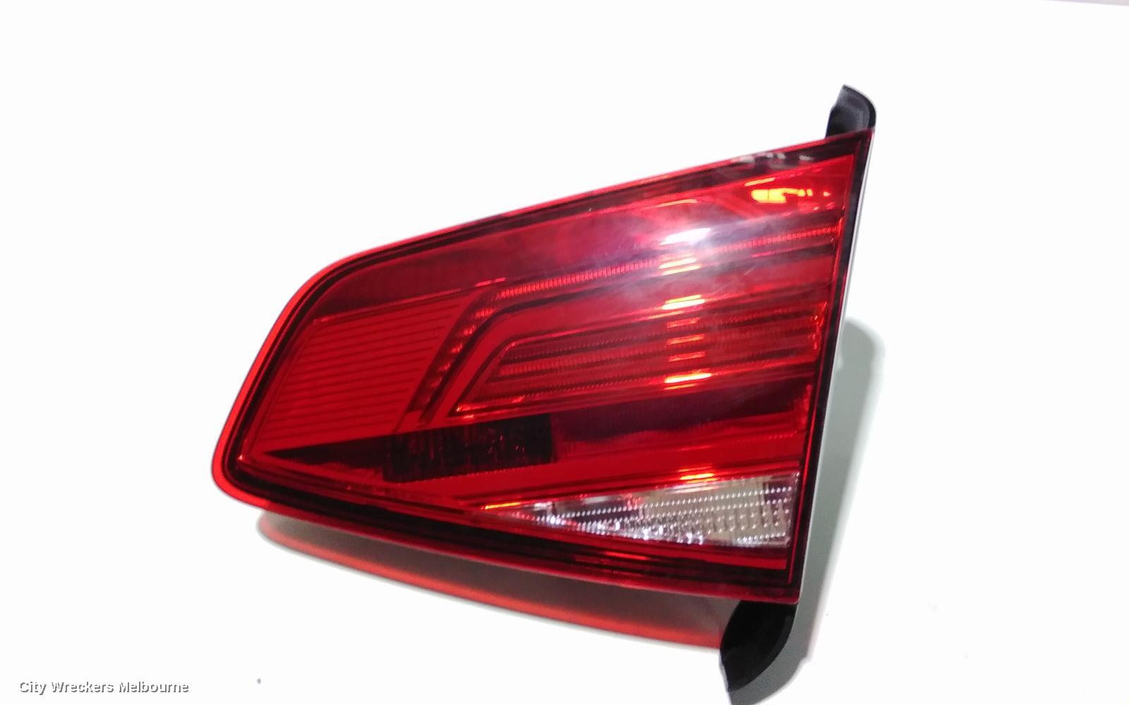 VOLKSWAGEN PASSAT REAR GARNISH, BOOTLID LAMP (RH SIDE), B8/MK7, 06/2015 - 10/2019 - Image 2