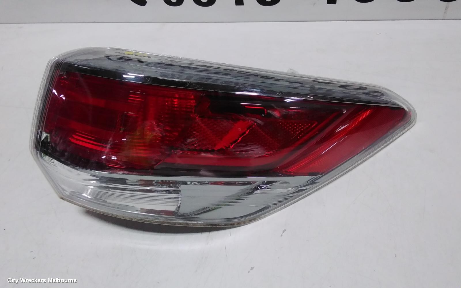 TOYOTA KLUGER RIGHT TAILLIGHT, GSU50/GSU55, 03/2014 - 10/2016 - Image 3
