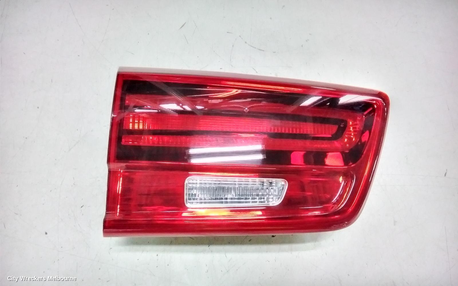 KIA CARNIVAL/GRAND CARNIVAL REAR GARNISH, TAILGATE LAMP (LH SIDE), NON LED TYPE, YP, 03/2018 - 10/2020 - Image 3