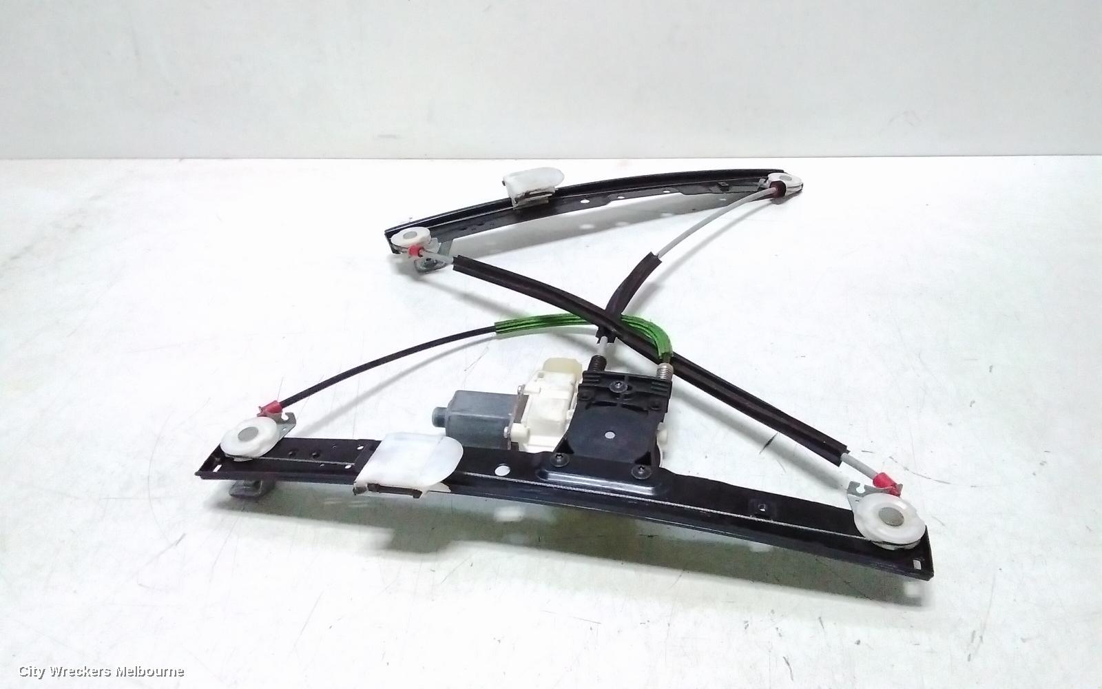 FORD MONDEO RIGHT FRONT WINDOW REG/MOTOR, MA-MC, 10/2007 - 12/2014 - Image 1