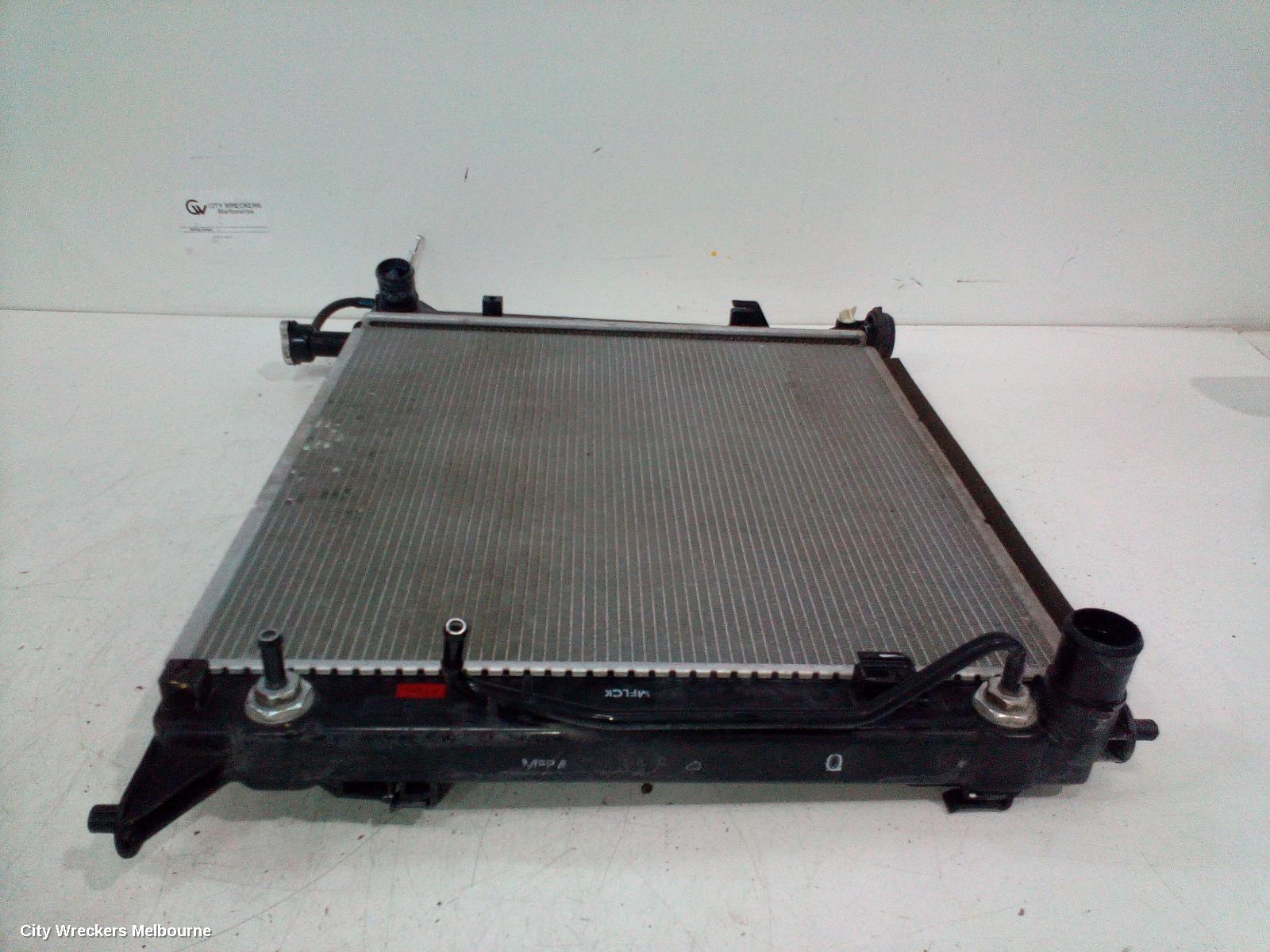 KIA CARNIVAL/GRAND CARNIVAL RADIATOR, AUTO, 2.2, DIESEL, YP, 02/2015 - 10/2020 - Image 3