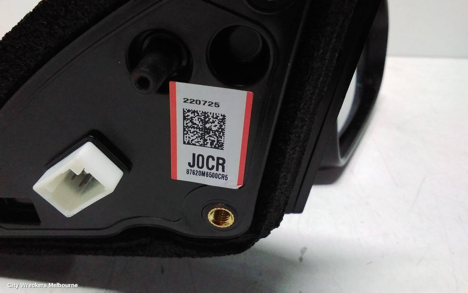 KIA CERATO RIGHT DOOR MIRROR, BD, COLOUR CODED, POWER FOLD, W/ BLIND SPOT TYPE, 09/2018 ONWARDS - Image 3