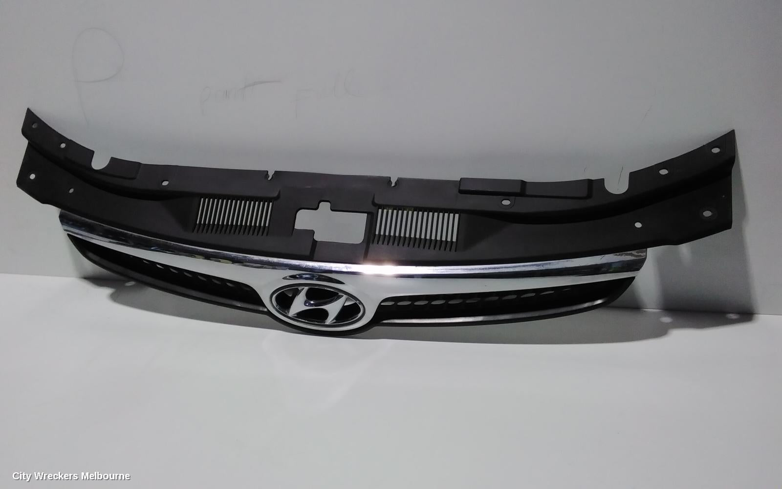 HYUNDAI I30 GRILLE, RADIATOR GRILLE, FD, 09/2007 - 04/2012 - Image 2