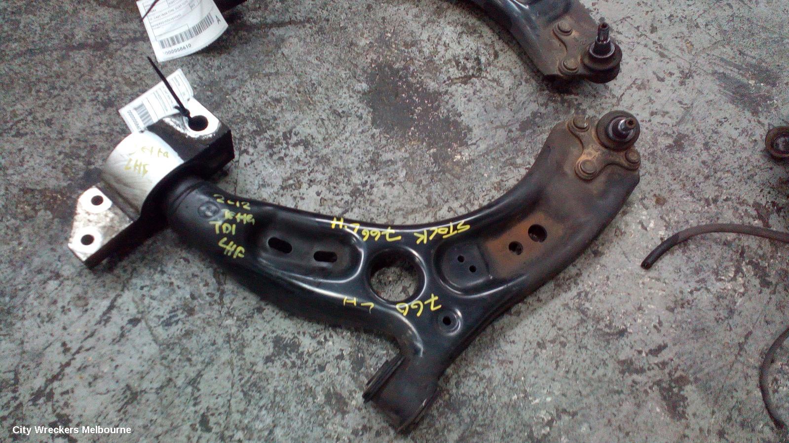 VOLKSWAGEN EOS LEFT FRONT LOWER CONTROL ARM, 1F, CAST IRON TYPE, 02/2007 - 12/2014 - Image 1