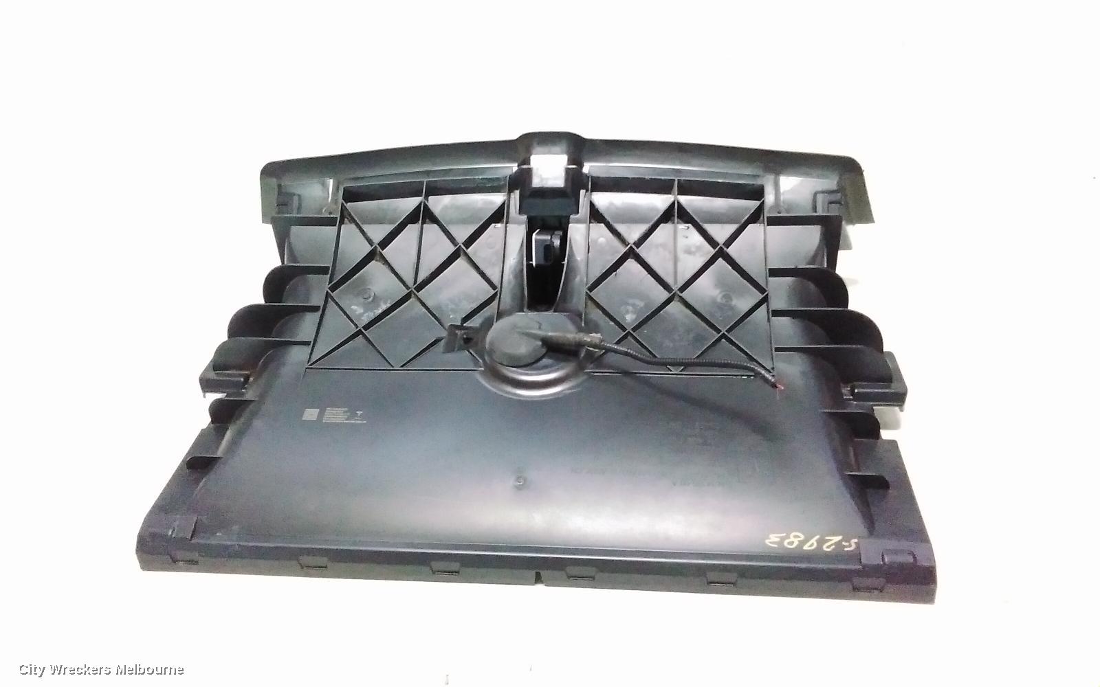 TESLA MODEL Y, 1ST GEN, 03/2022 ONWARDS, FRONT AIR SHUTTER INFRONT OF RADIATOR : 139868 - Image 1