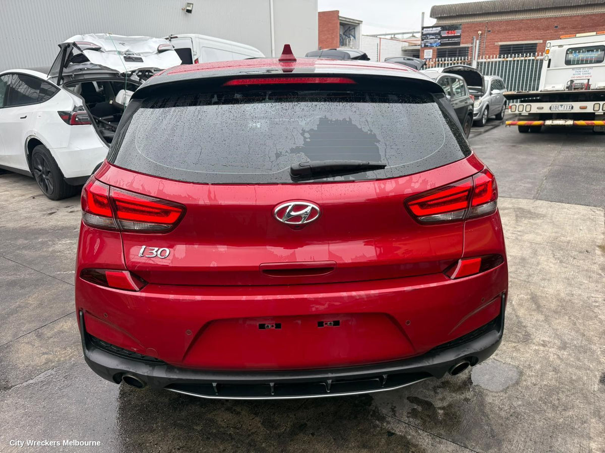 HYUNDAI I30 BOOTLID/TAILGATE, TAILGATE, PD, HATCH (S. KOREA VIN KMHH), 03/2017 - 12/2023 - Image 2