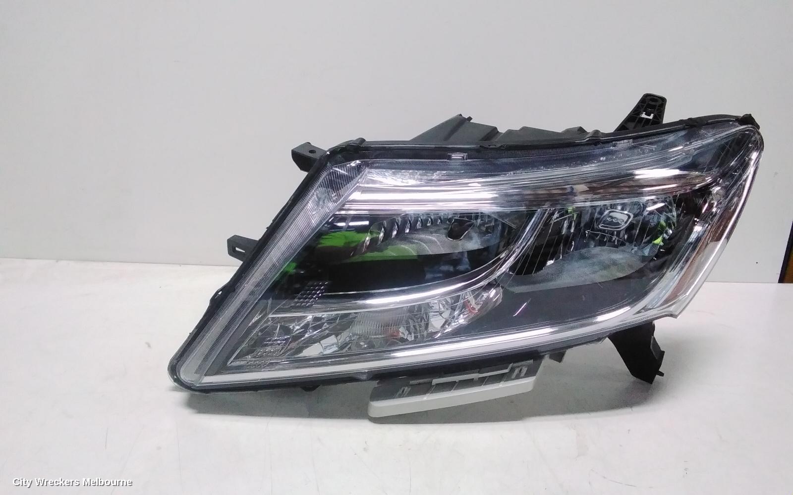 NISSAN PATHFINDER LEFT HEADLAMP, R52, HALOGEN, W/ AMBER INDICATOR TYPE, 06/2013 - 11/2016 - Image 3