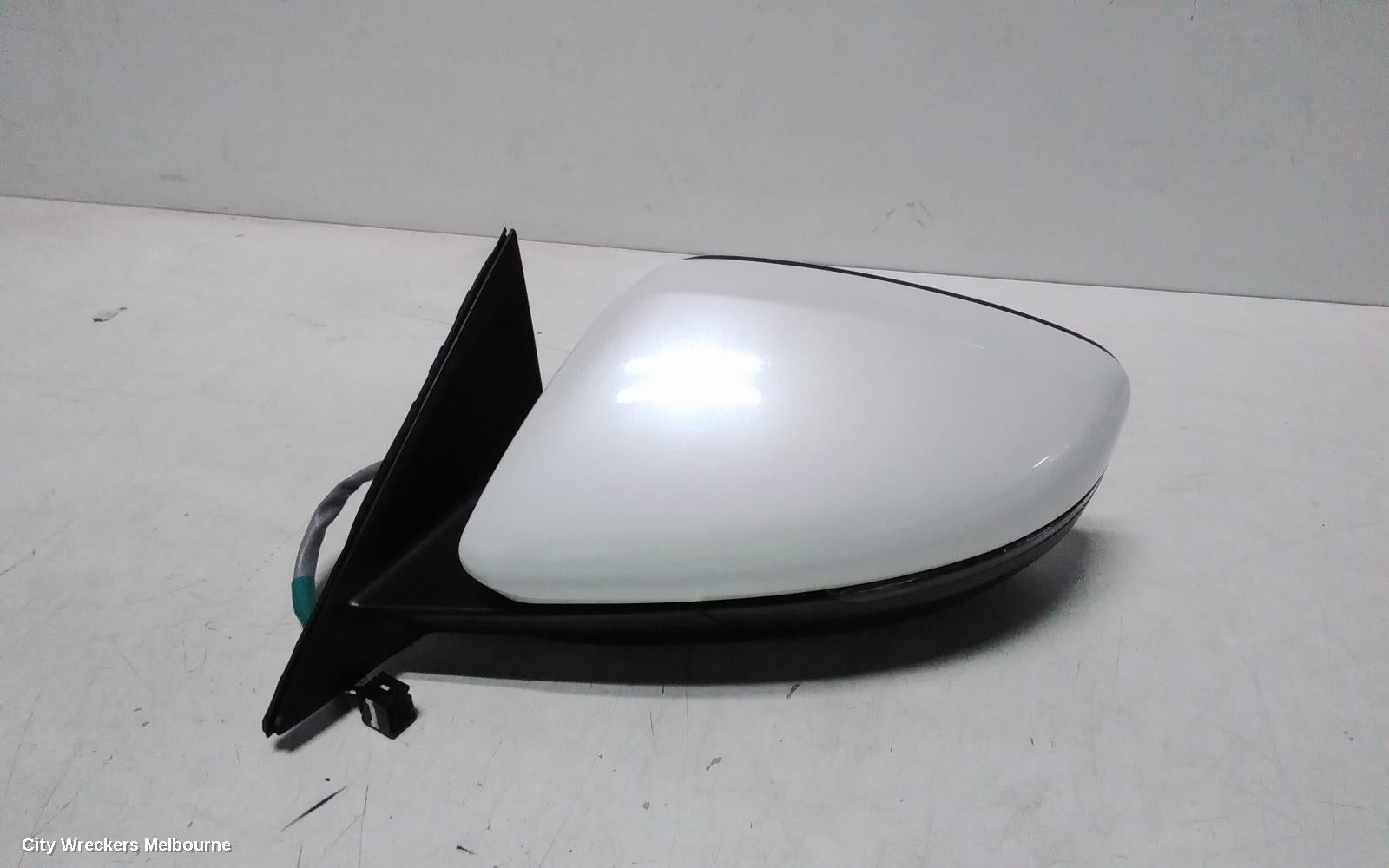 MG HS LEFT DOOR MIRROR, SAS23, HEATED, ELECT ADJ, COLOUR CODED, 09/2019 ONWARDS - Image 1