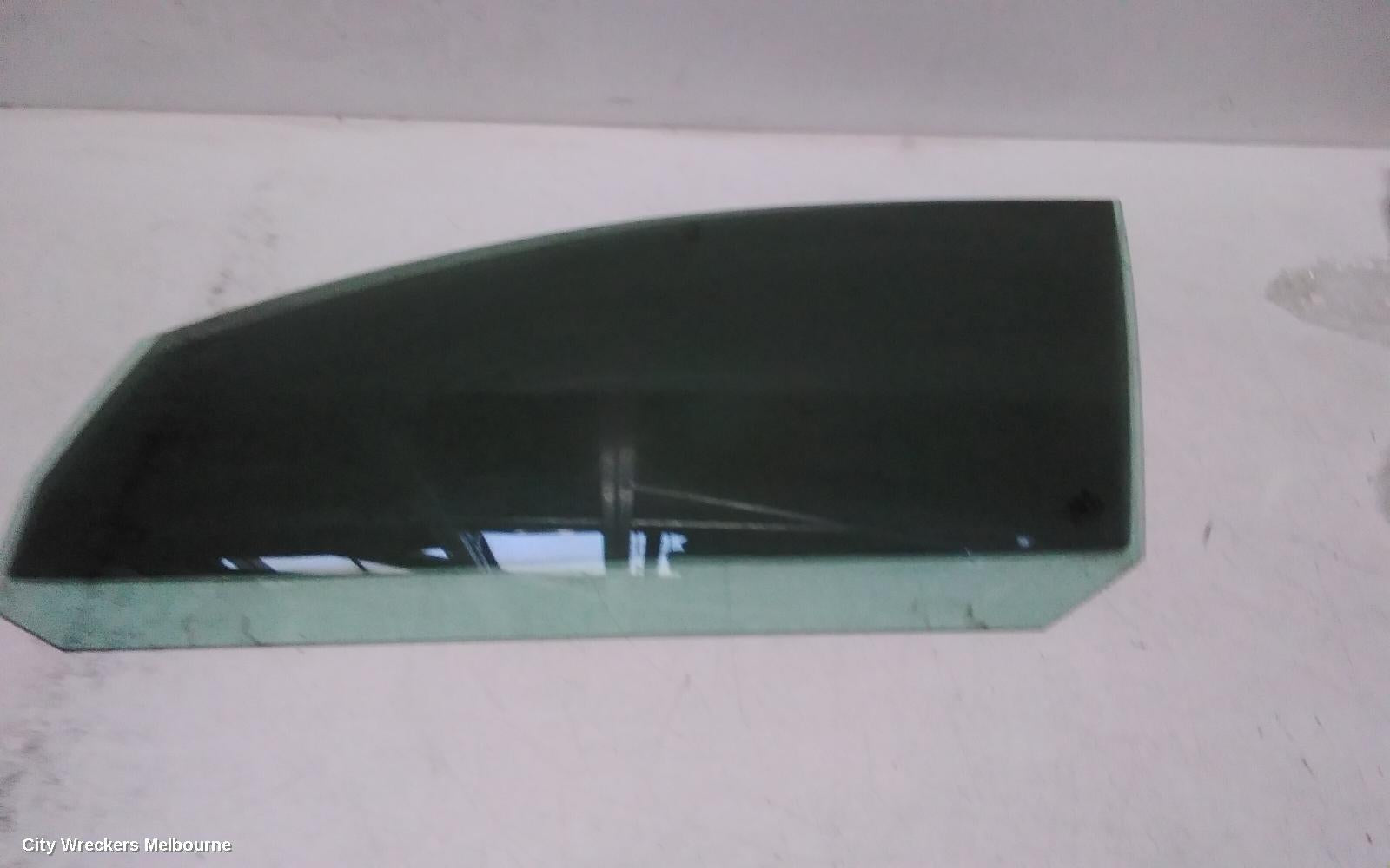 VOLKSWAGEN GOLF LEFT FRONT DOOR WINDOW, GEN 5, 5DR HATCH, 06/2004 - 02/2009 - Image 2