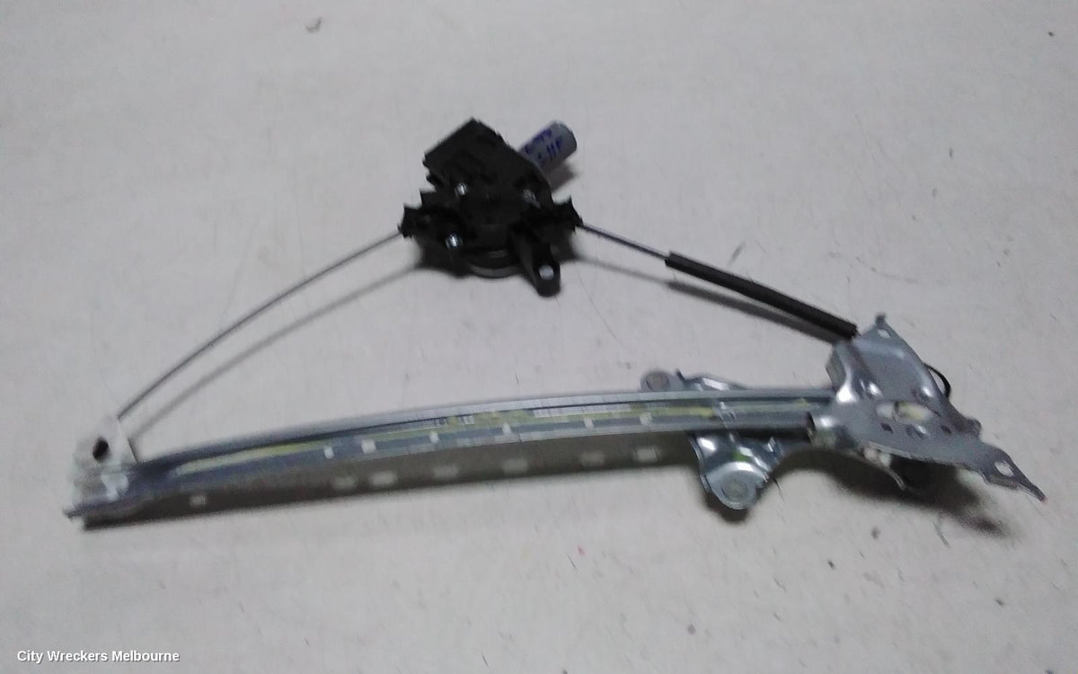 TOYOTA COROLLA LEFT FRONT WINDOW REG/MOTOR, E210, 07/2018 ONWARDS - Image 2
