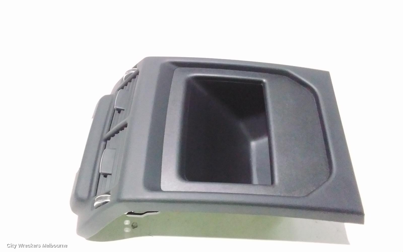 LAND ROVER RANGEROVER EVOQUE, L538, 11/2011 - 01/2019, CENTRE AIRVENT: 103826 - Image 3