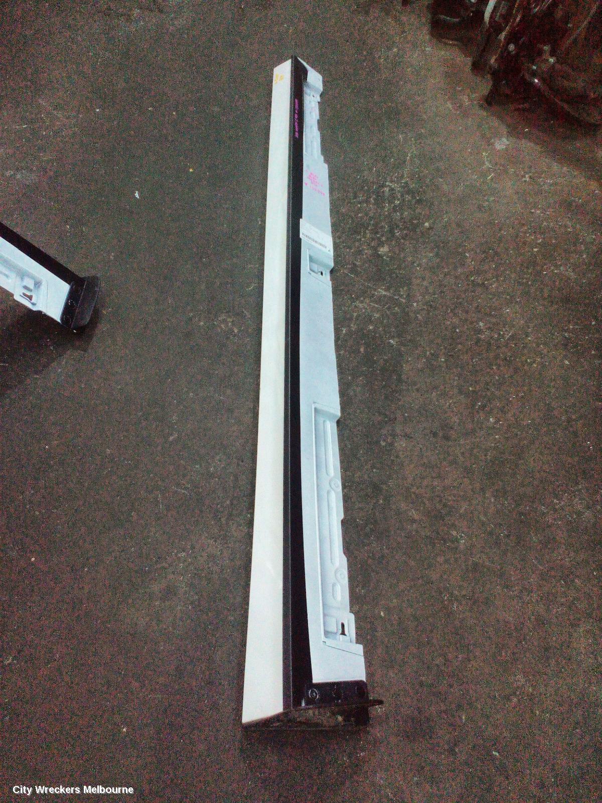 MAZDA 3 SIDE STEP/SKIRT, RH SIDE, BP, 03/2019 ONWARDS - Image 2