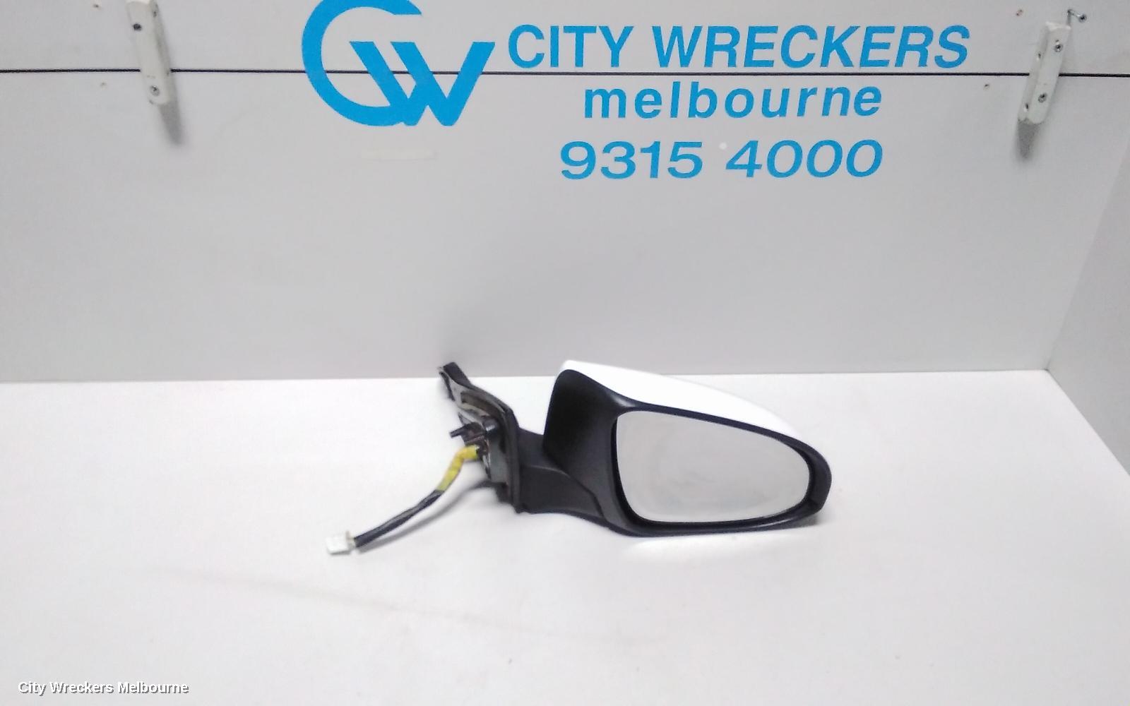 TOYOTA CAMRY RIGHT DOOR MIRROR, ASV50, ALTISE/ATARA S/SX, NON AUTO DIPPING TYPE, 05/2015 - 10/2017 - Image 1