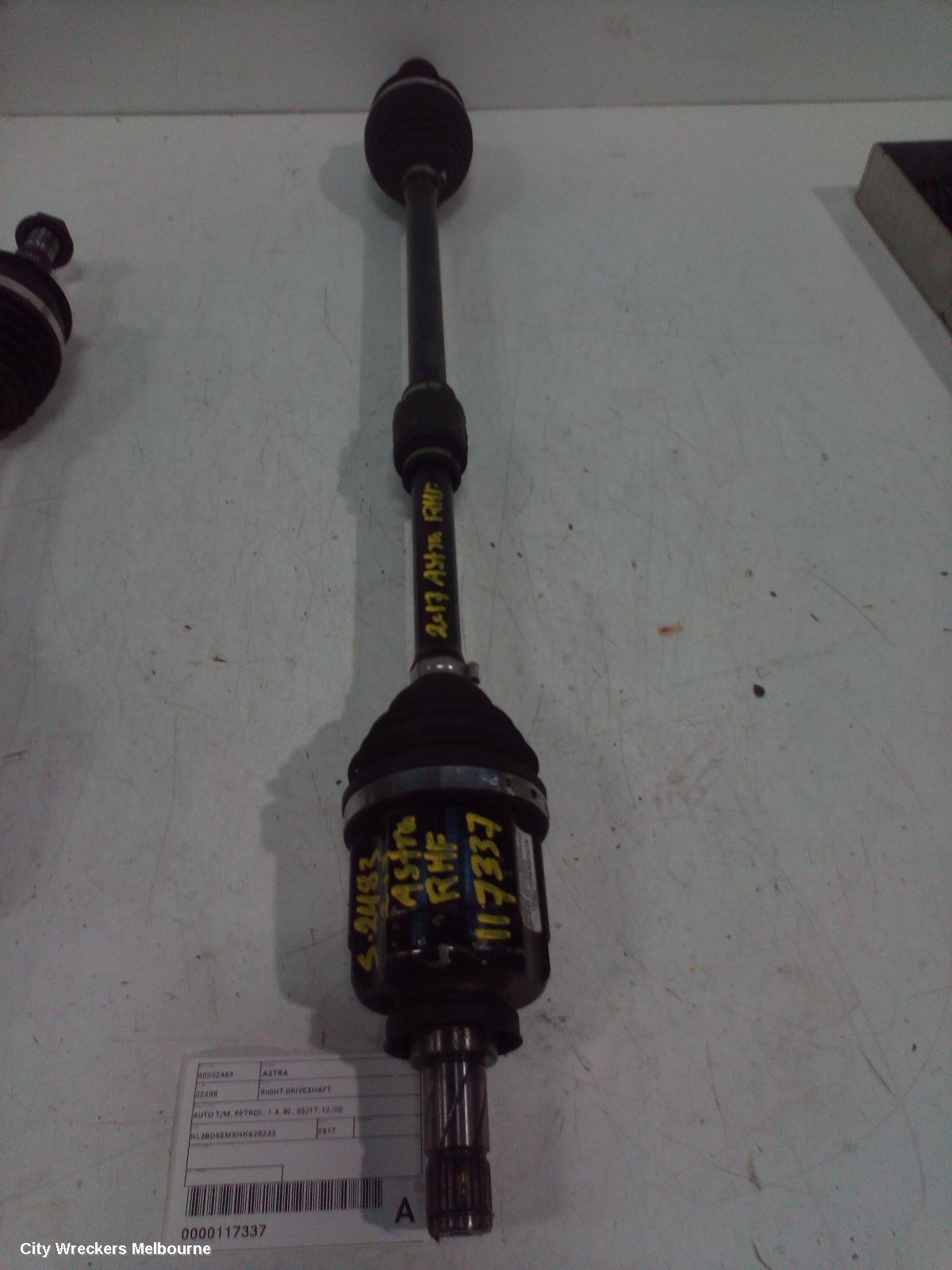 HOLDEN ASTRA RIGHT DRIVESHAFT, AUTO T/M, PETROL, 1.4, BL, 05/2017 - 12/2020 - Image 2