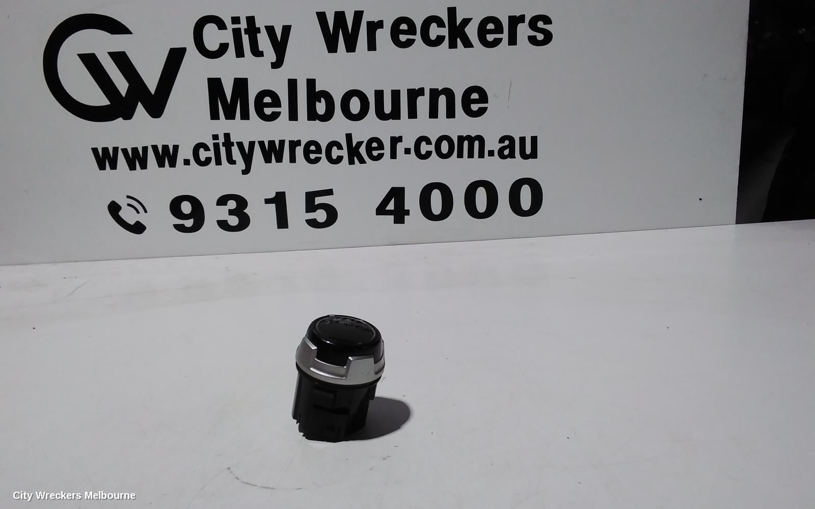 MITSUBISHI TRITON, 4WD SWITCH, EASY SELECT, MQ-MR, 03/2015 - 10/2023, 4WD SWITCH: 101389 - Image 1