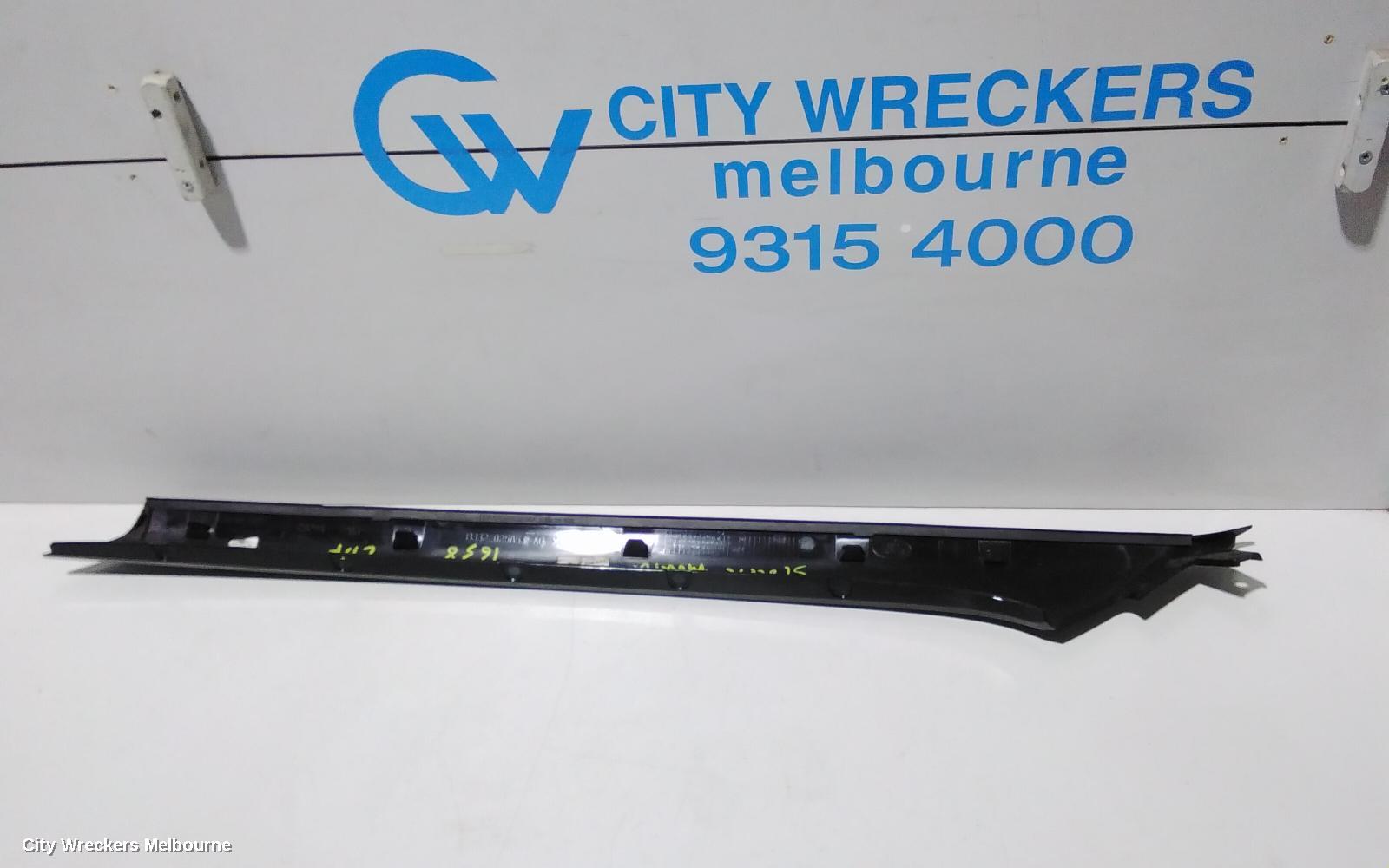 LAND ROVER RANGEROVER EVOQUE, L538, 11/2011 - 01/2019, LHF SIDE WINDSCREEN MOULD TRIM: 84089 - Image 2