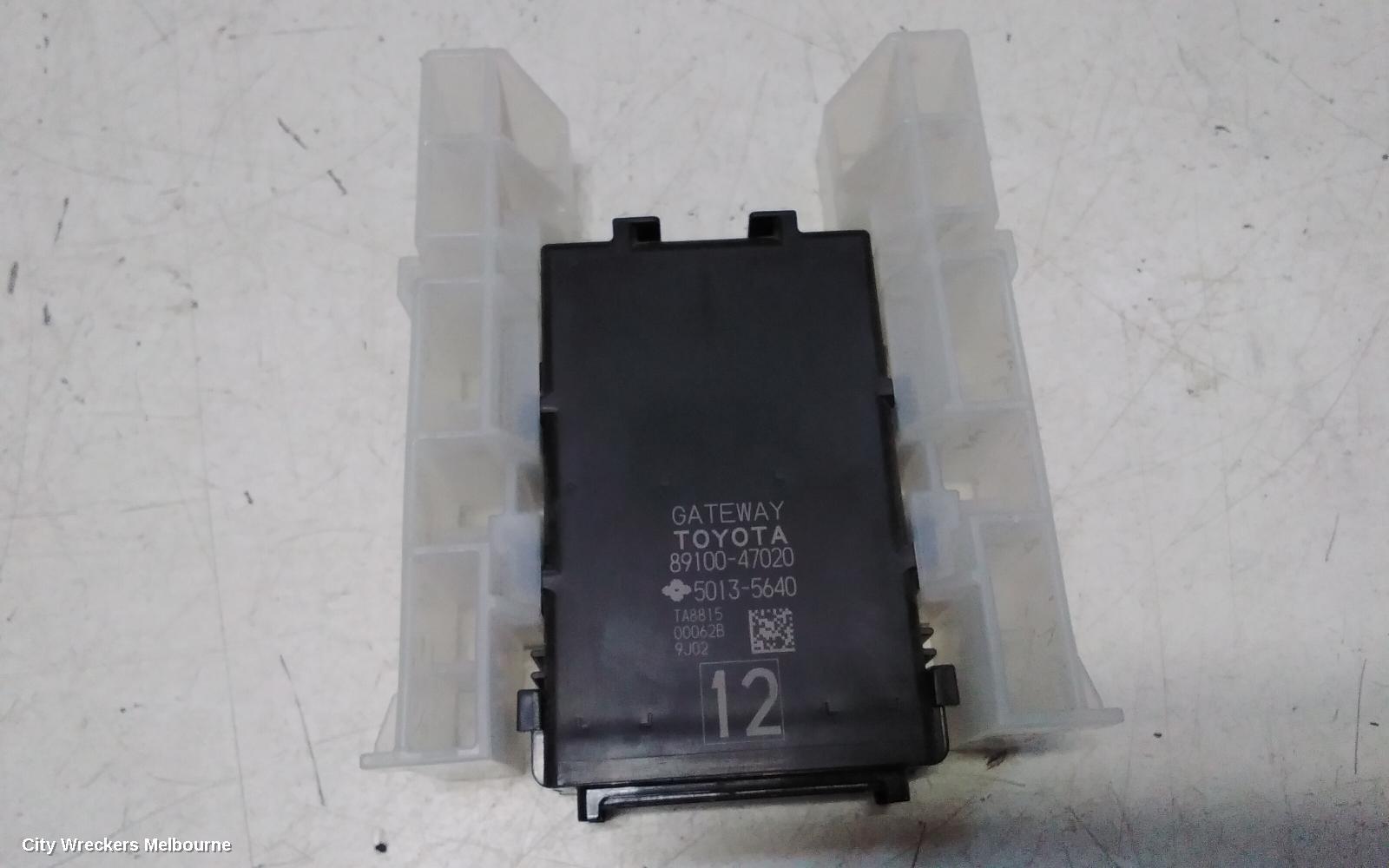 TOYOTA PRIUS, ZVW40R, PRIUS V, 05/2012 - 11/2022, GATEWAY CONTROL MODULE ECU 89100-47020: 139996 - Image 2