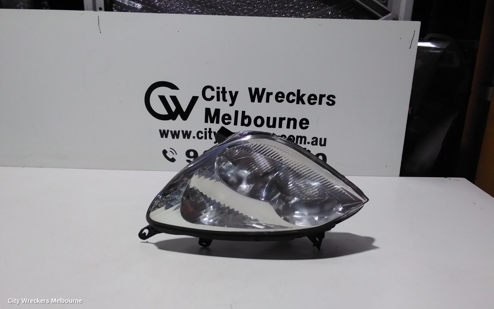CITROEN C5 LEFT HEADLAMP, SER2, HALOGEN TYPE, 03/2005 ONWARDS - Image 1