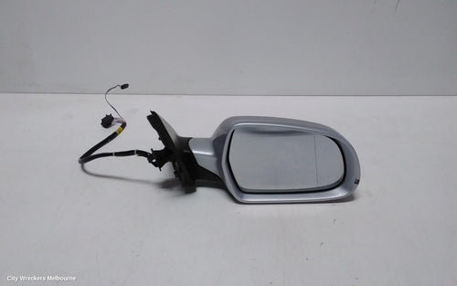 AUDI A4 RIGHT DOOR MIRROR, B8 8K, A4/S4, MANUAL FOLD, NO LANE CHANGE ASSIST TYPE, 2 PLUG (6/2 WIRE), 05/2009 - 01/2016 - Image 1