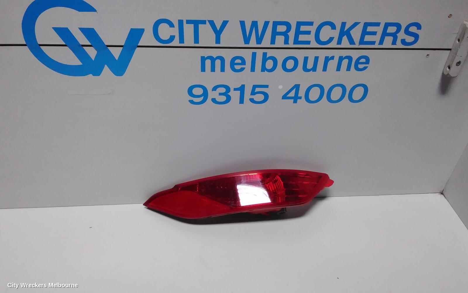 HYUNDAI TUCSON RIGHT TAILLIGHT, IN BUMPER, TL, 07/2015 - 06/2018 - Image 2