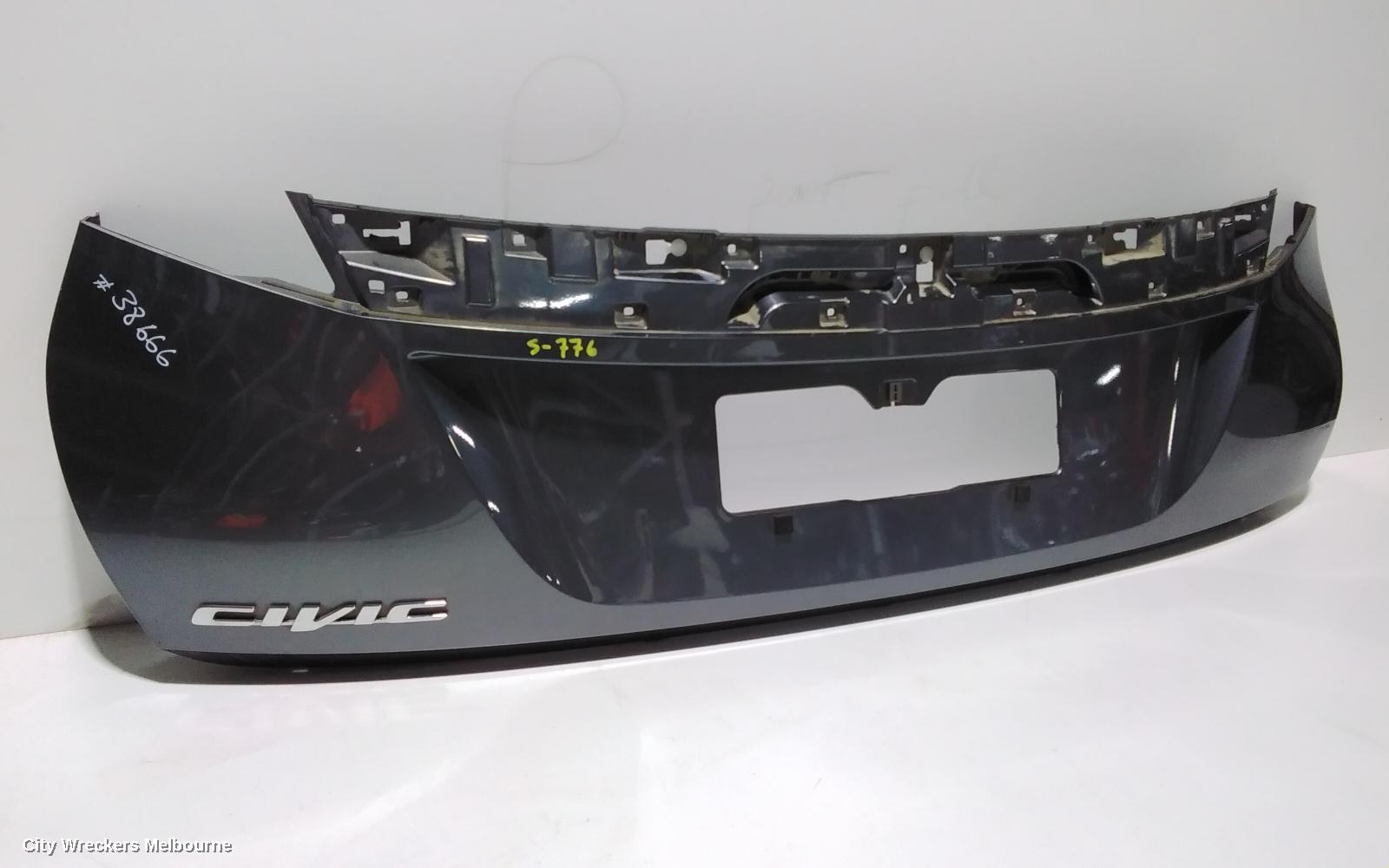 HONDA CIVIC REAR GARNISH, BOOTLID GARNISH (CENTRE), 9TH GEN, SEDAN, NON HYBRID, 02/2012 - 04/2016 - Image 3