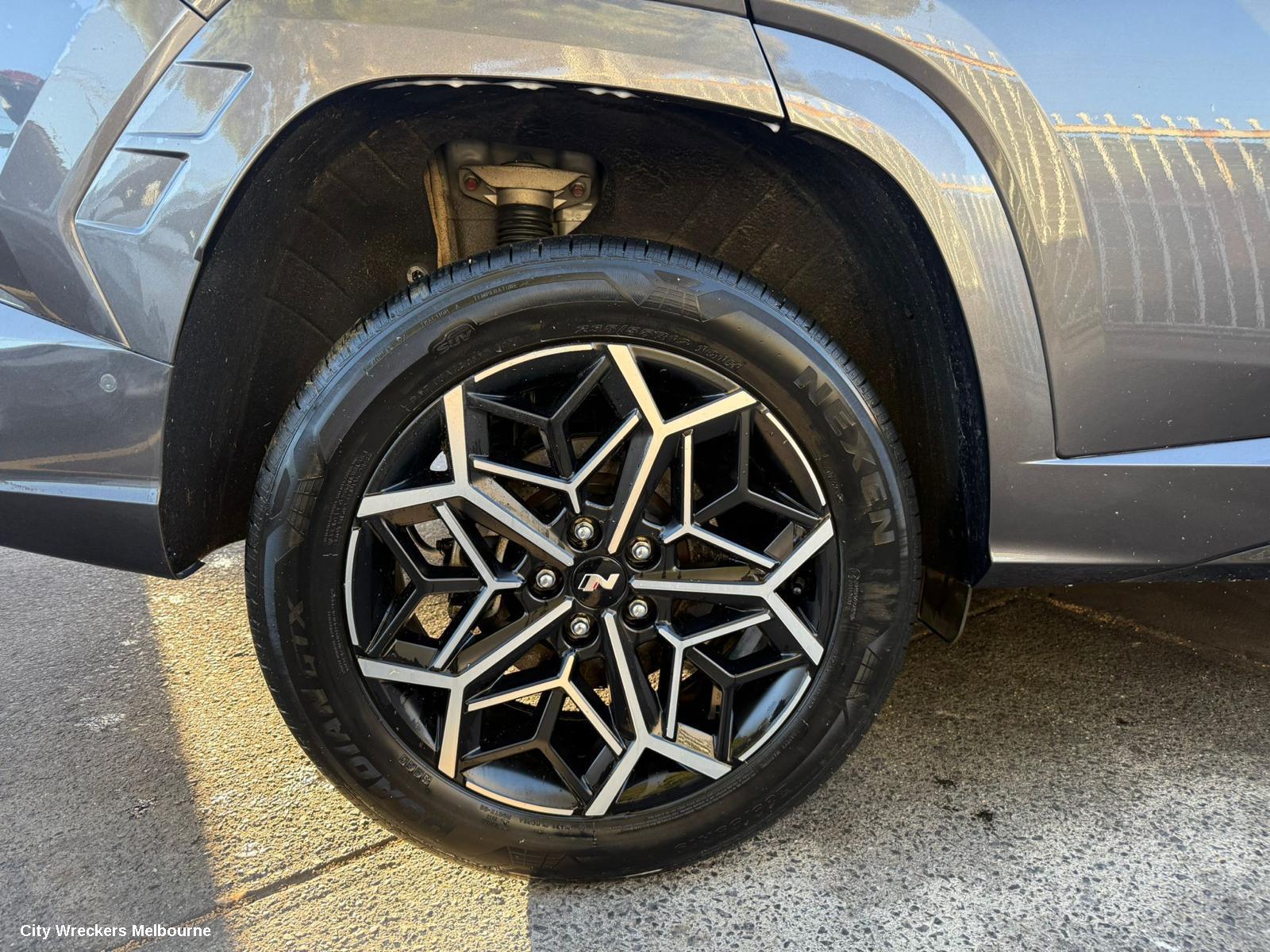 HYUNDAI TUCSON WHEEL MAG, FACTORY, 19X7.5IN, N LINE, NX4, 02/2021 - 01/2024 - Image 1