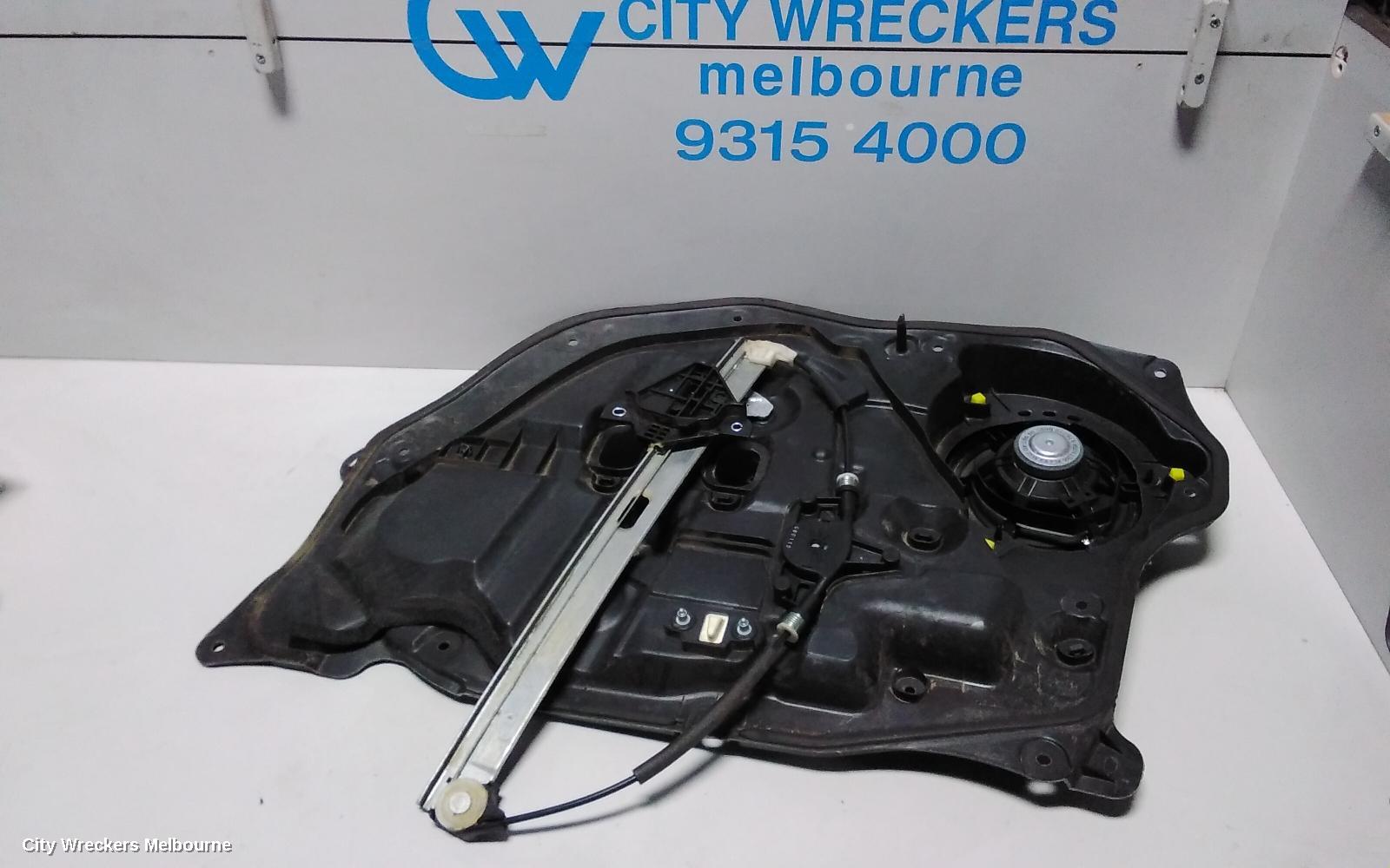 MAZDA CX3 RIGHT FRONT WINDOW REG/MOTOR, DK, DOOR REG ASSY (REG AND MOTOR), 03/2015 ONWARDS - Image 2