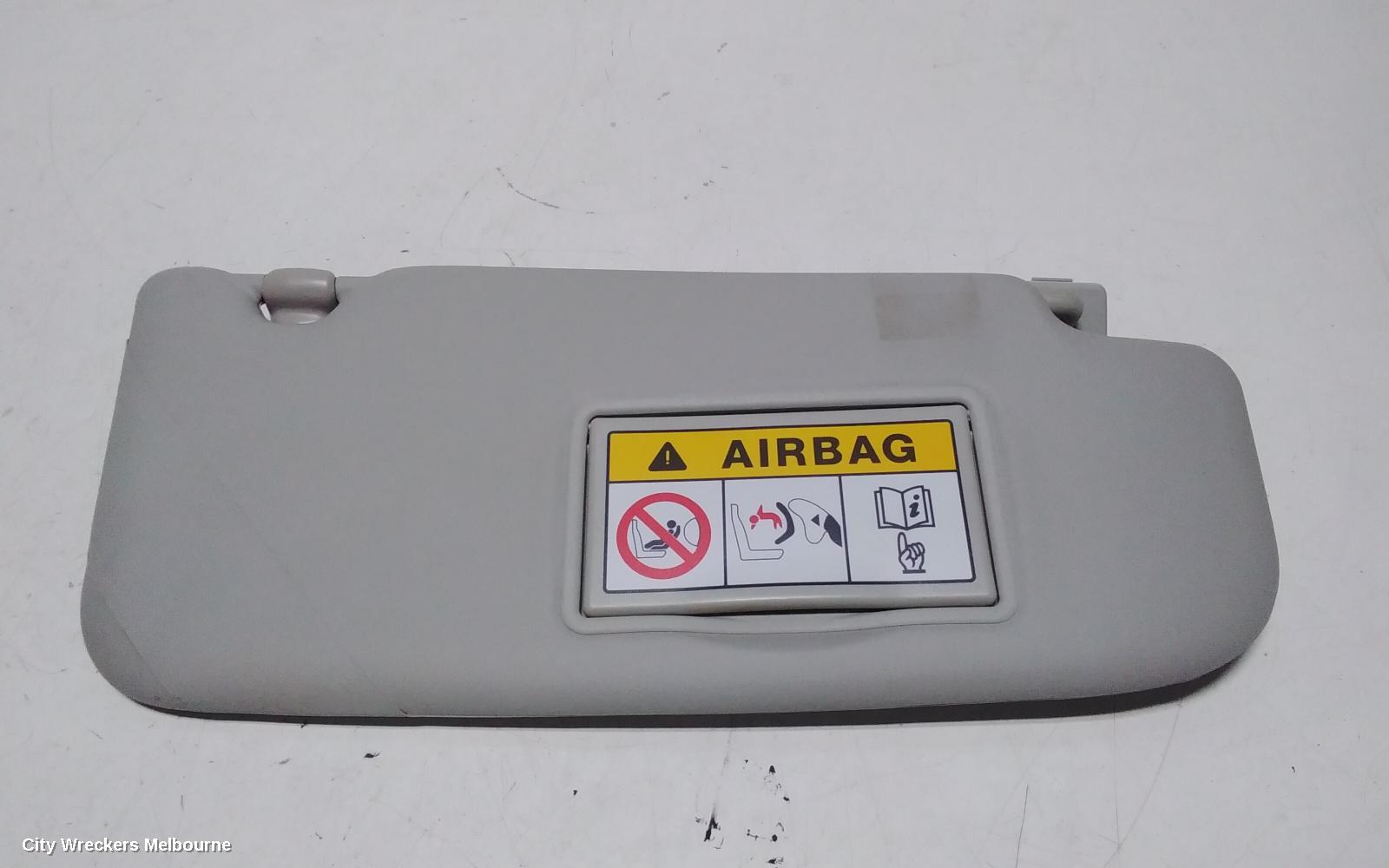 NISSAN DUALIS SUNVISOR, J10, RH SIDE, 10/2007 ONWARDS - Image 3
