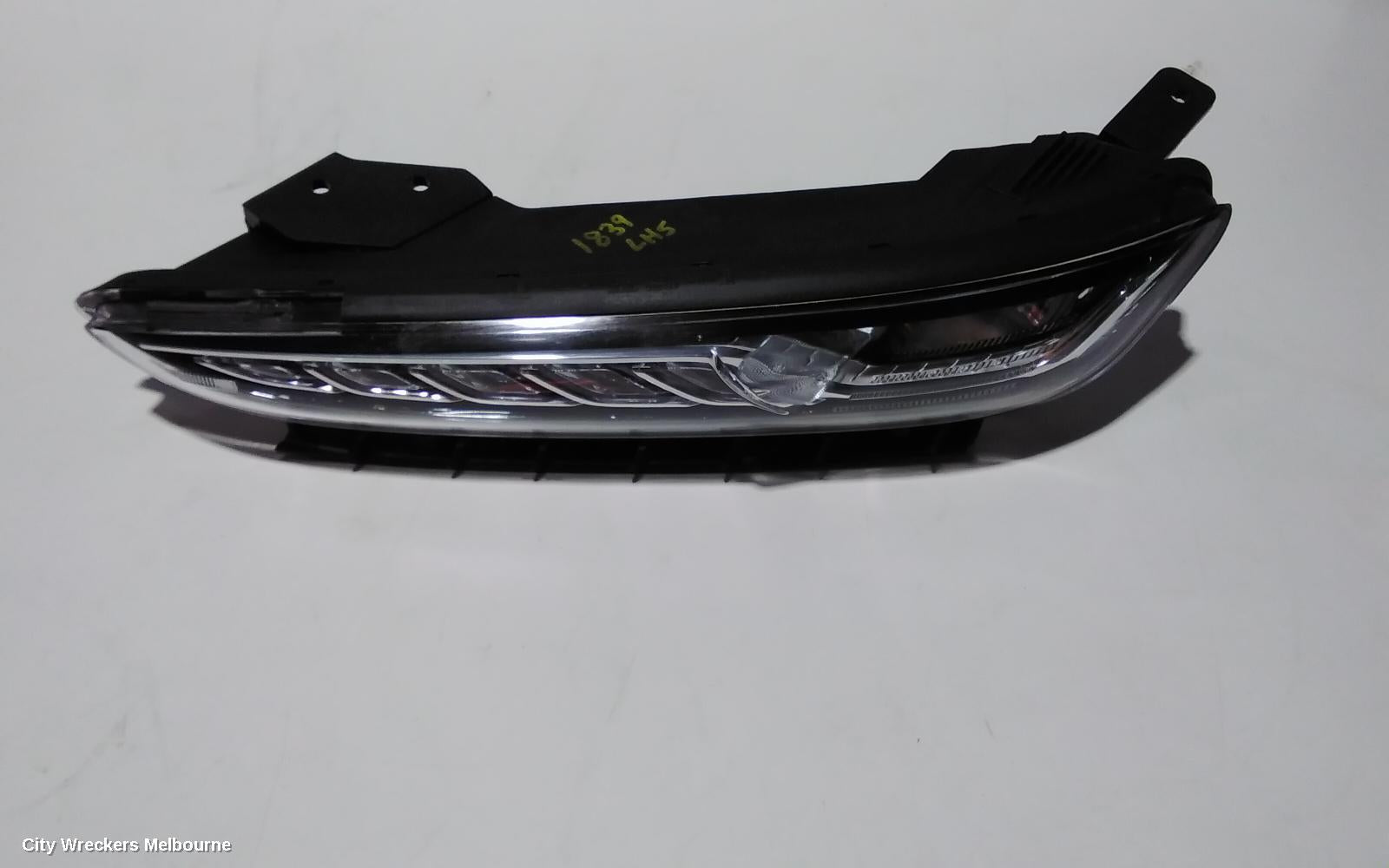 HYUNDAI KONA LEFT INDICATOR/FOG/SIDE, DAYTIME RUNNING LAMP, OS, 09/2017 - 10/2020 - Image 1