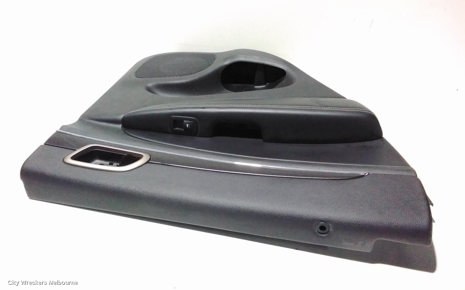 JEEP GRANDCHEROKEE DOOR TRIM, LH REAR, WK, LEATHER, 10/2010 ONWARDS - Image 2