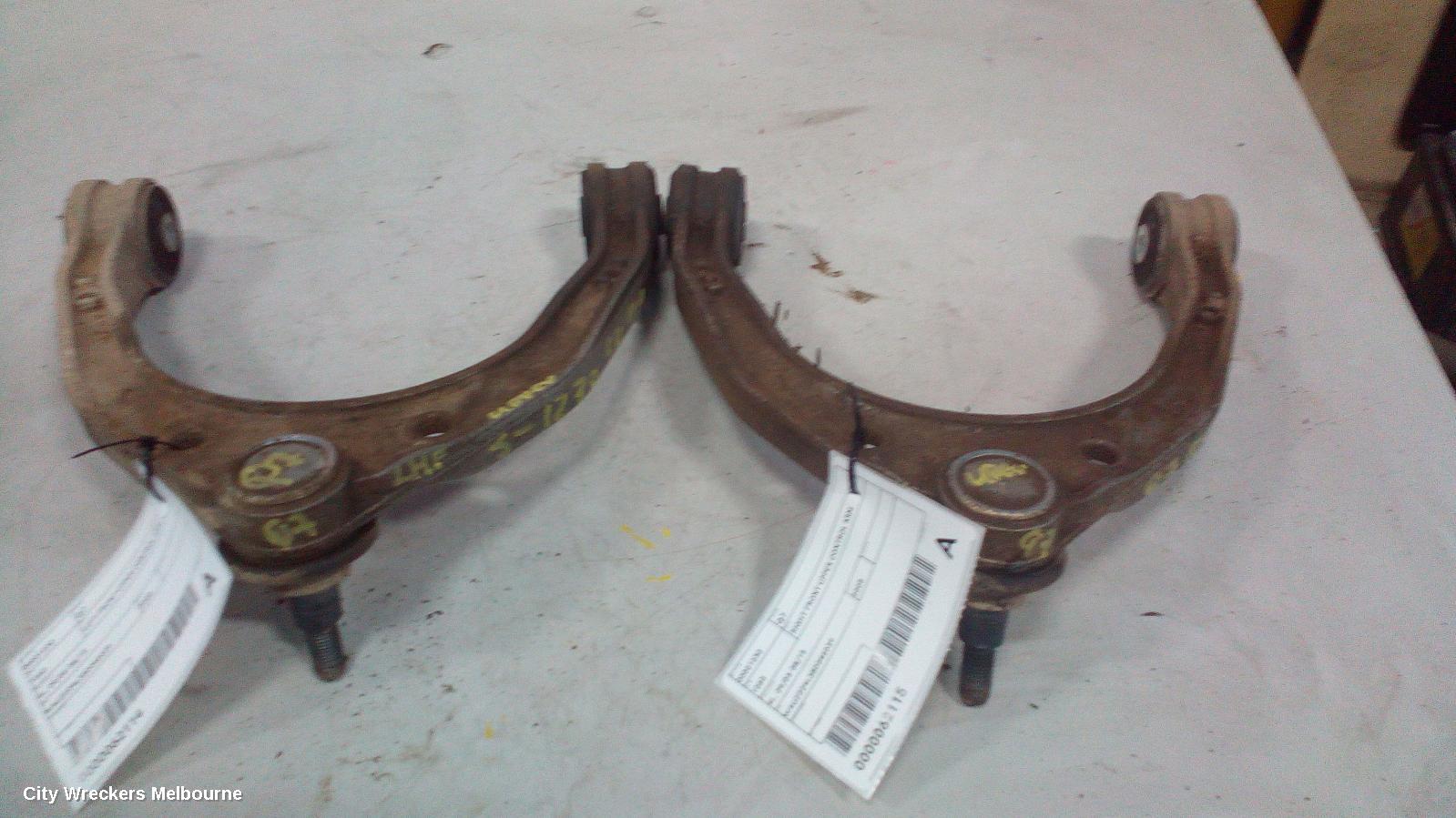 AUDI Q7 LEFT FRONT UPPER CONTROL ARM, 4L, 09/2006 - 08/2015 - Image 2