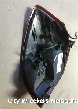 SUBARU LIBERTY RIGHT TAILLIGHT, 4TH GEN, WAGON, 09/2003 - 06/2006 - Image 2