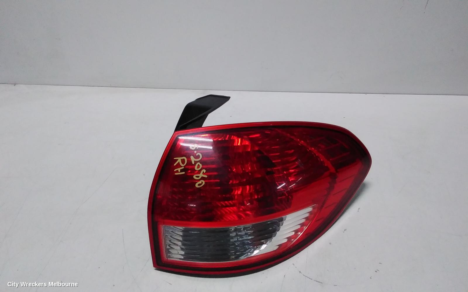 SUBARU TRIBECA RIGHT TAILLIGHT, B9, IN BODY, 12/2007 - 01/2014 - Image 1