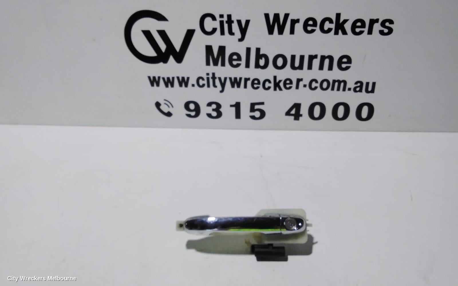KIA CERATO DOOR HANDLE, OUTER, RH FRONT, CHROME, TD, 10/2008 - 03/2013 - Image 1