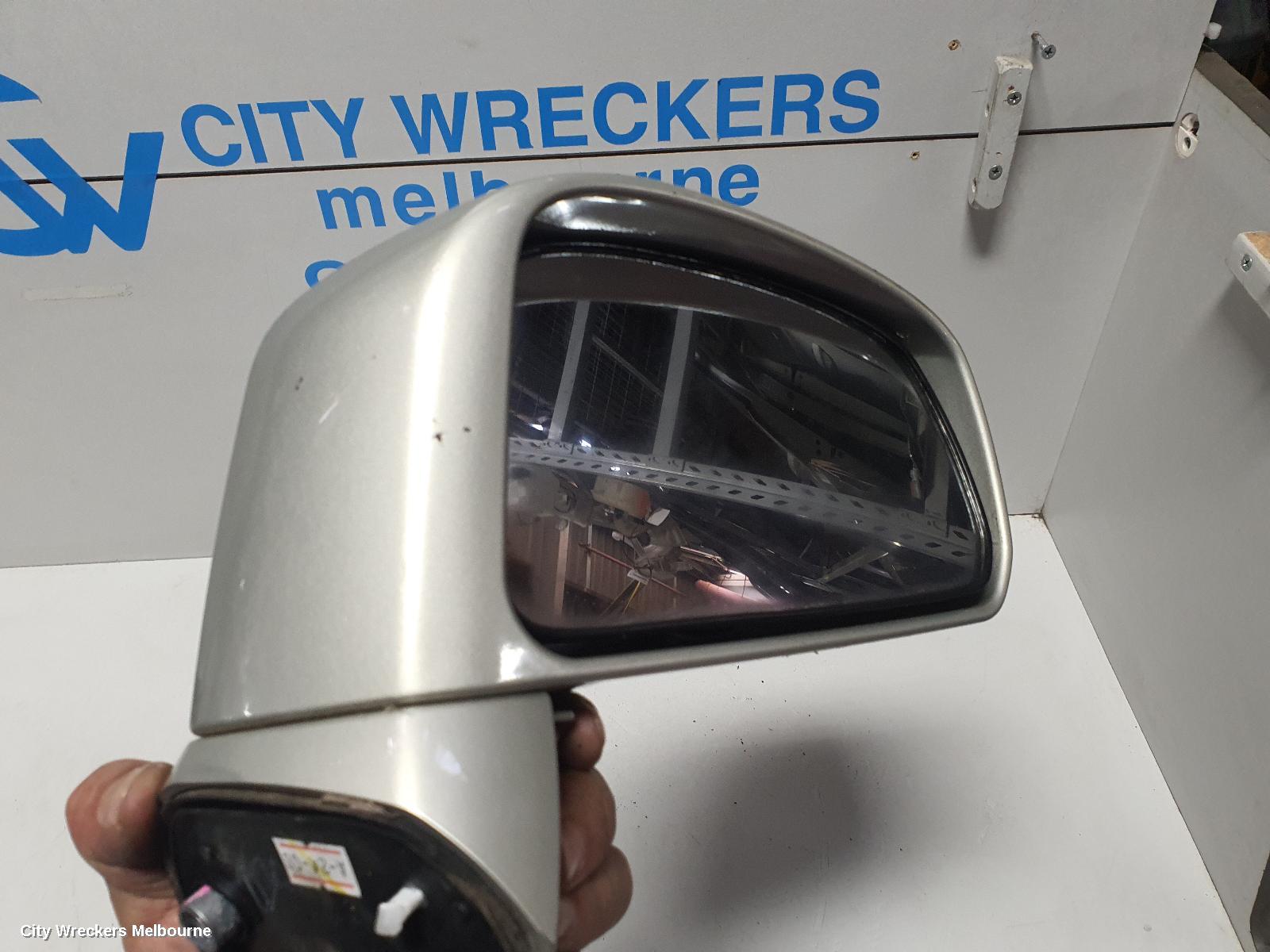 NISSAN TIIDA RIGHT DOOR MIRROR, C11, POWER, 3 WIRE TYPE, 09/2004 - 01/2013 - Image 3
