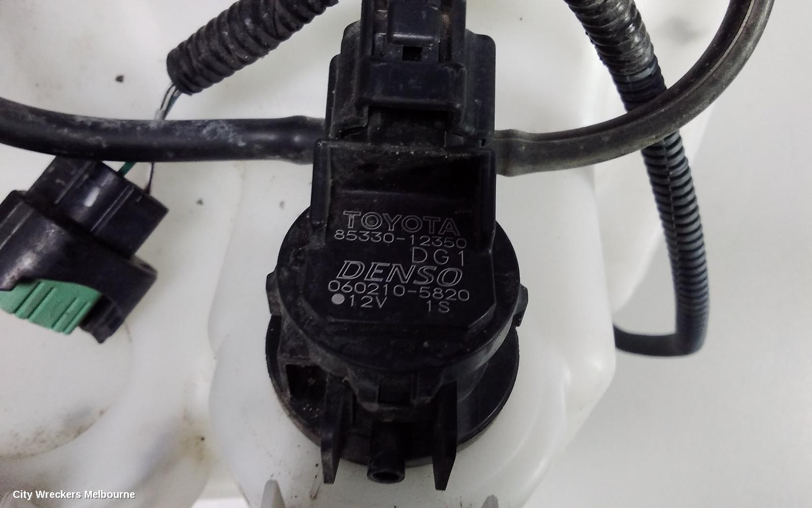 TOYOTA COROLLA WASHER BOTTLE, ZRE182R, HATCH, NON H/LAMP WASHER TYPE, 10/2012 - 06/2018 - Image 2