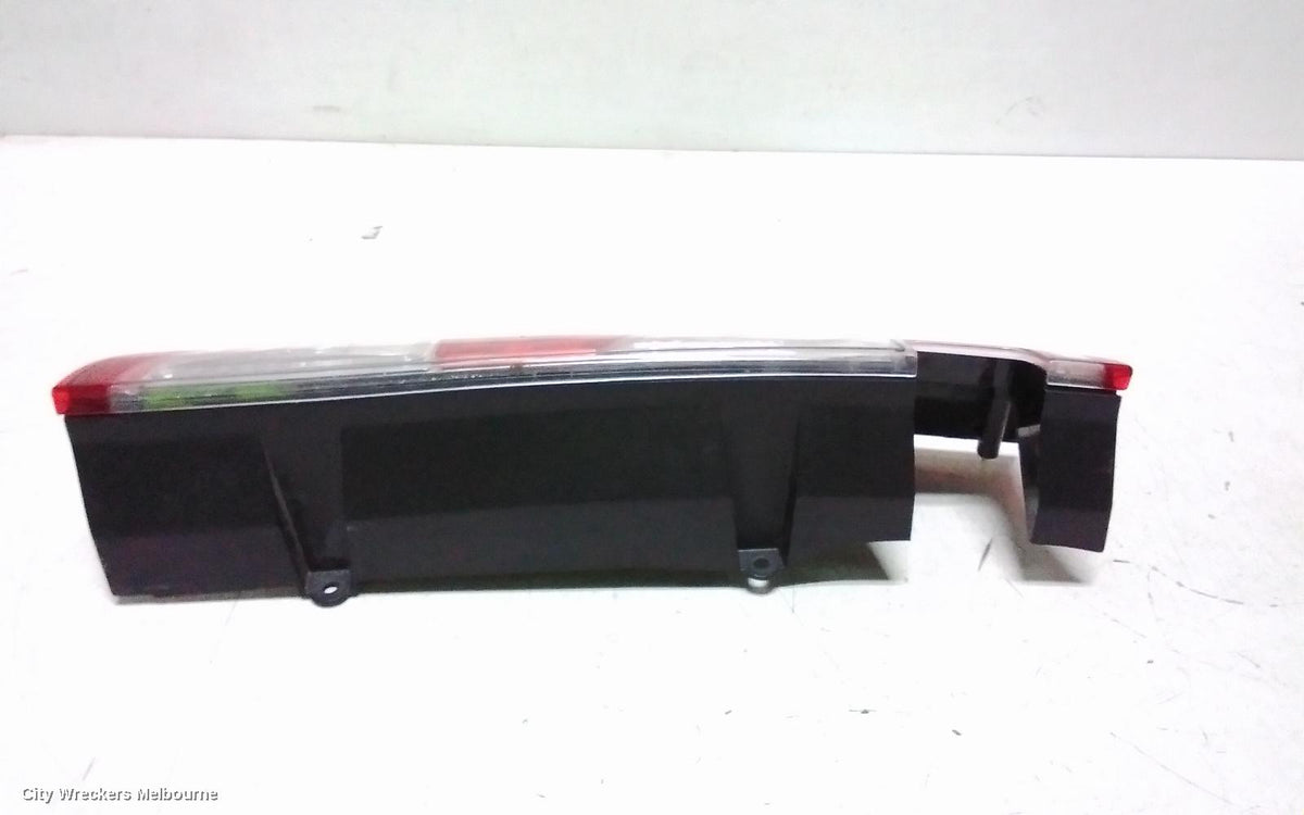 RENAULT KANGOO LEFT TAILLIGHT, X61, IN BODY, W/ HALOGEN, BARN DOOR TYPE, 09/2013 - 02/2022 - Image 3