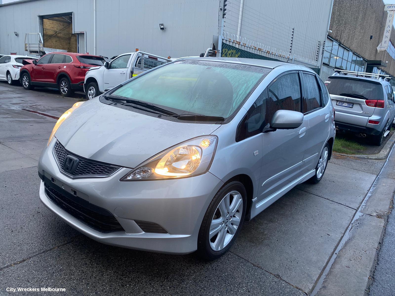 HONDA JAZZ LEFT FRONT DOOR, GE/GP, 08/2008 - 06/2014 - Image 2