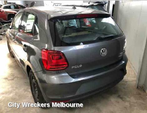 VOLKSWAGEN POLO RIGHT FRONT HUB ASSEMBLY, 6R, NON GTI TYPE, 05/2010 - 09/2017 - Image 3